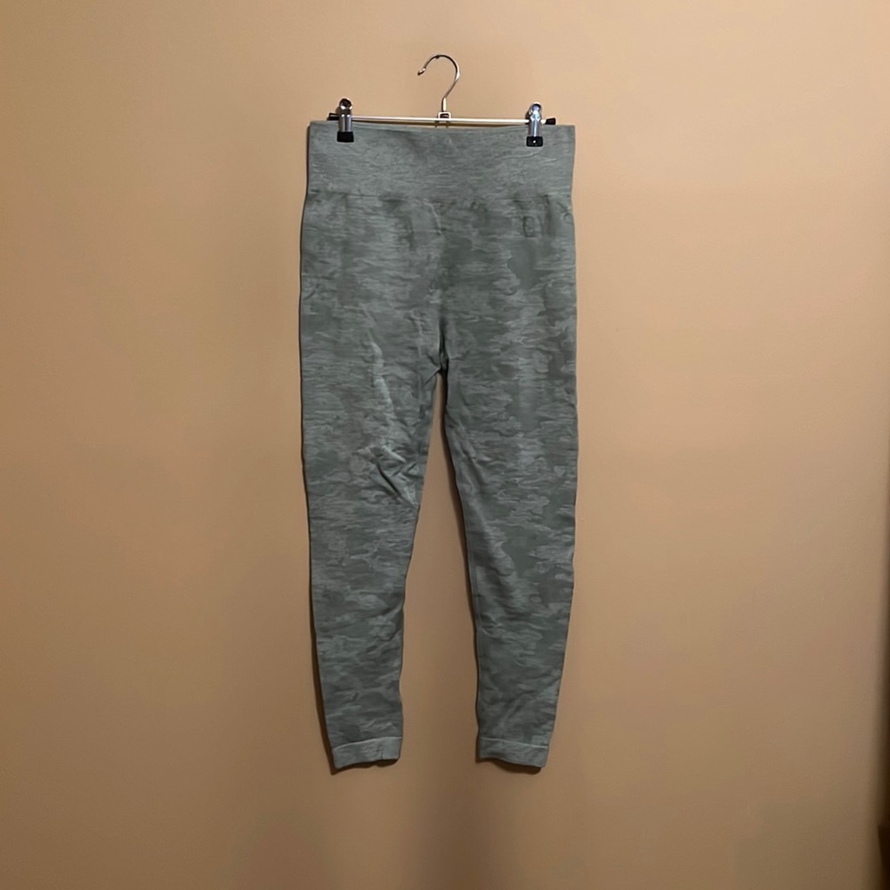 GymShark leggings, large, green camo print, new but no tags